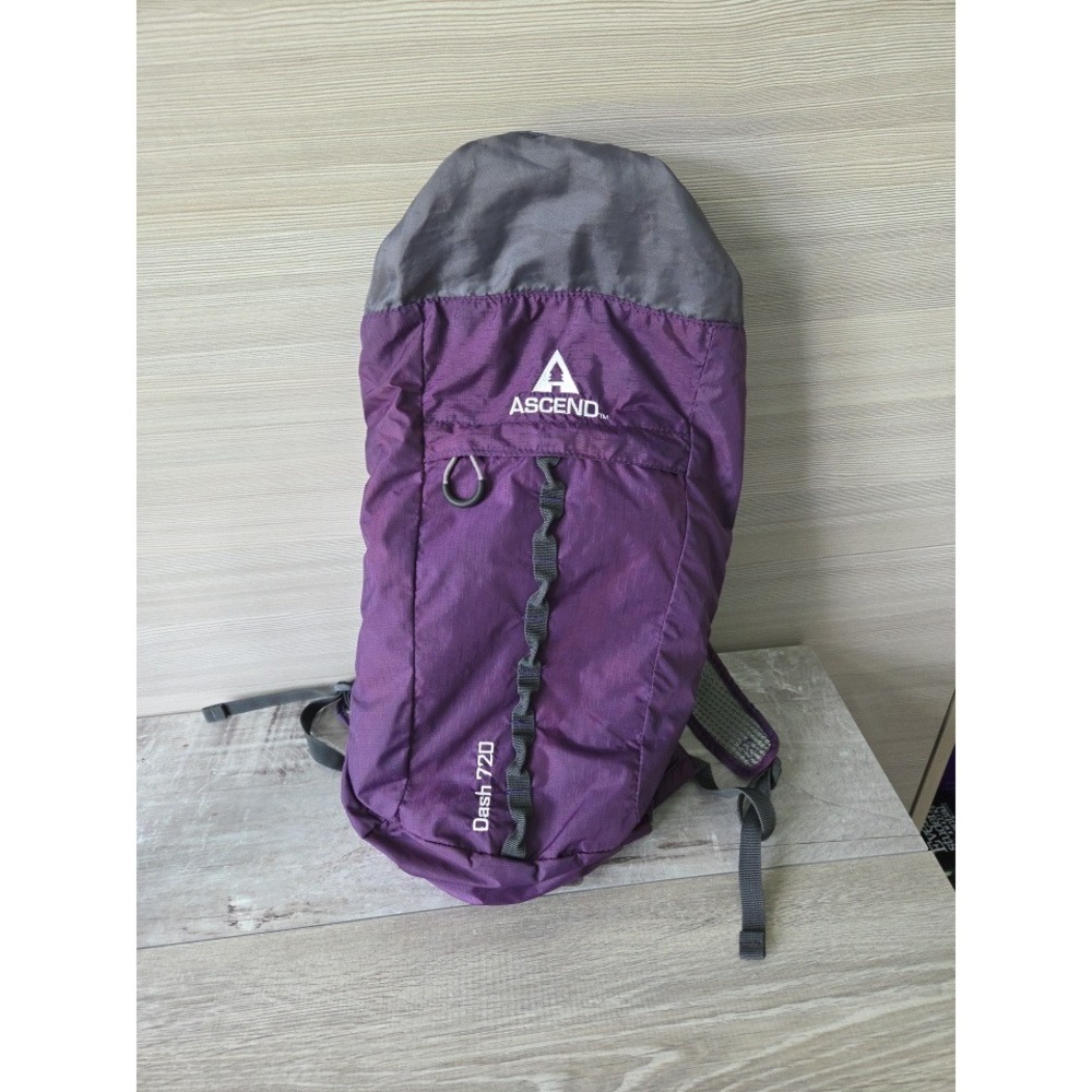 Ascend Dash 720 Daypack Backpack Purple Grey Ripstop Nylon Lightweight Hiking